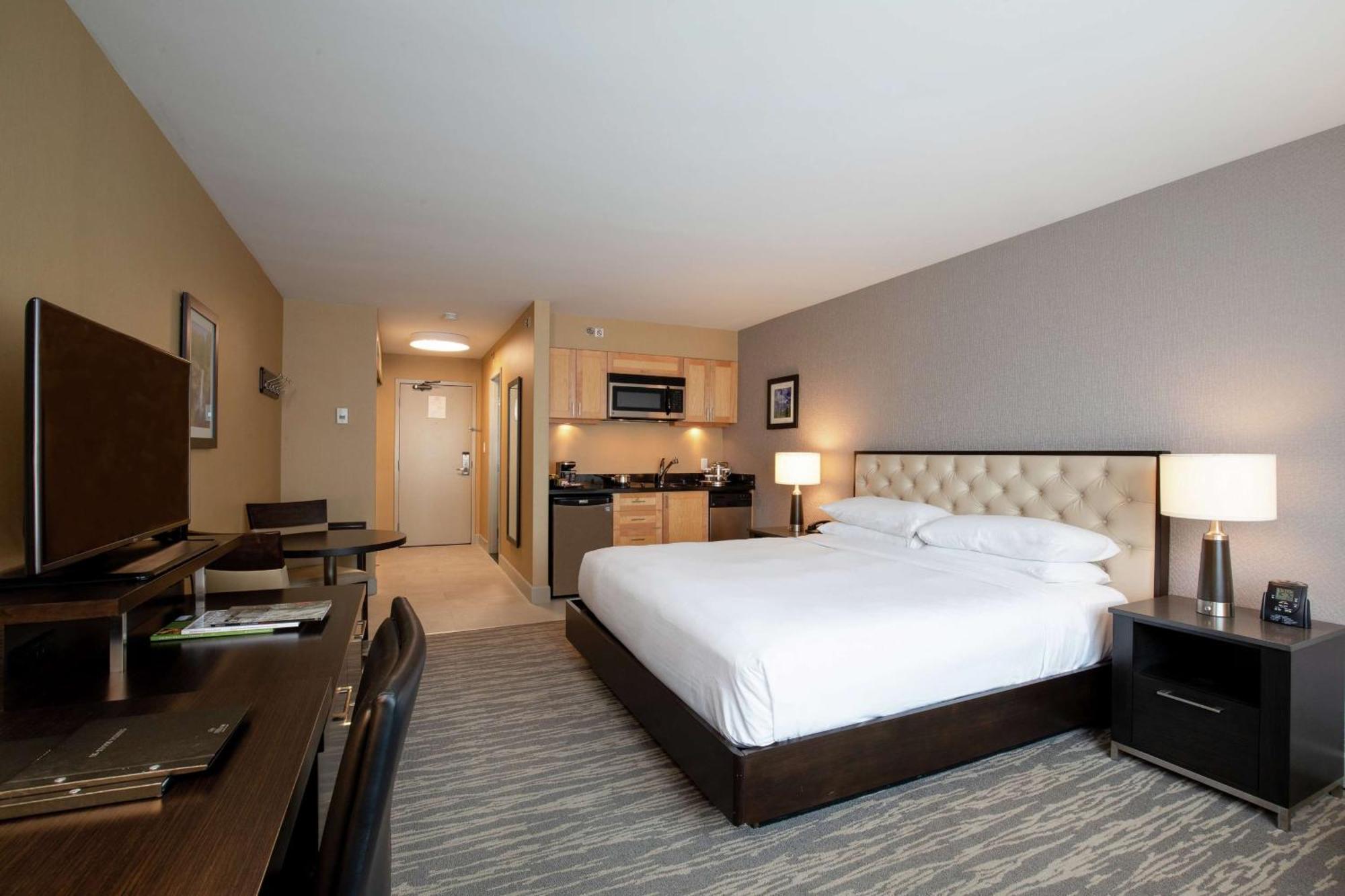 Hilton & 5* Whistler