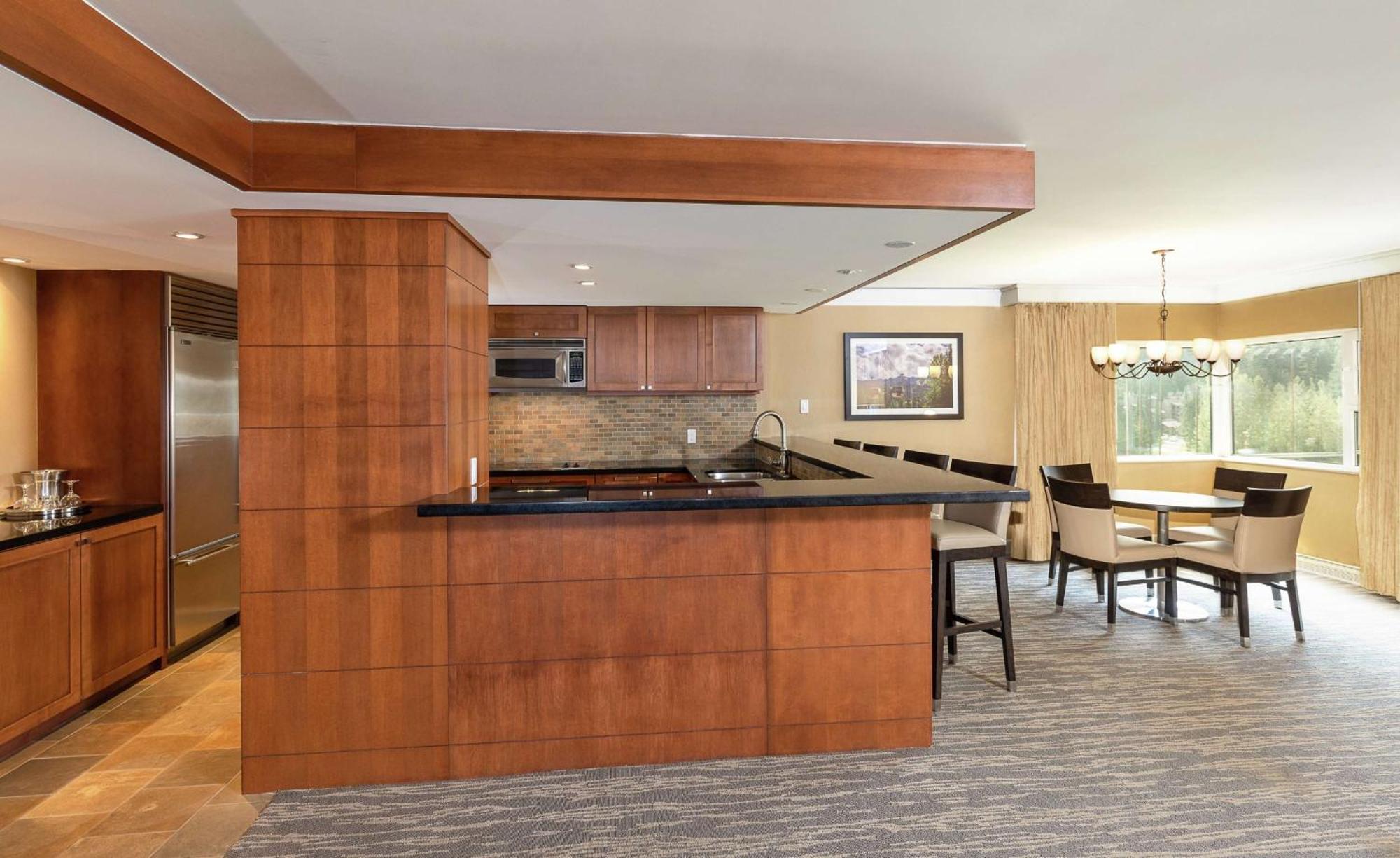 Hilton & Resort Whistler