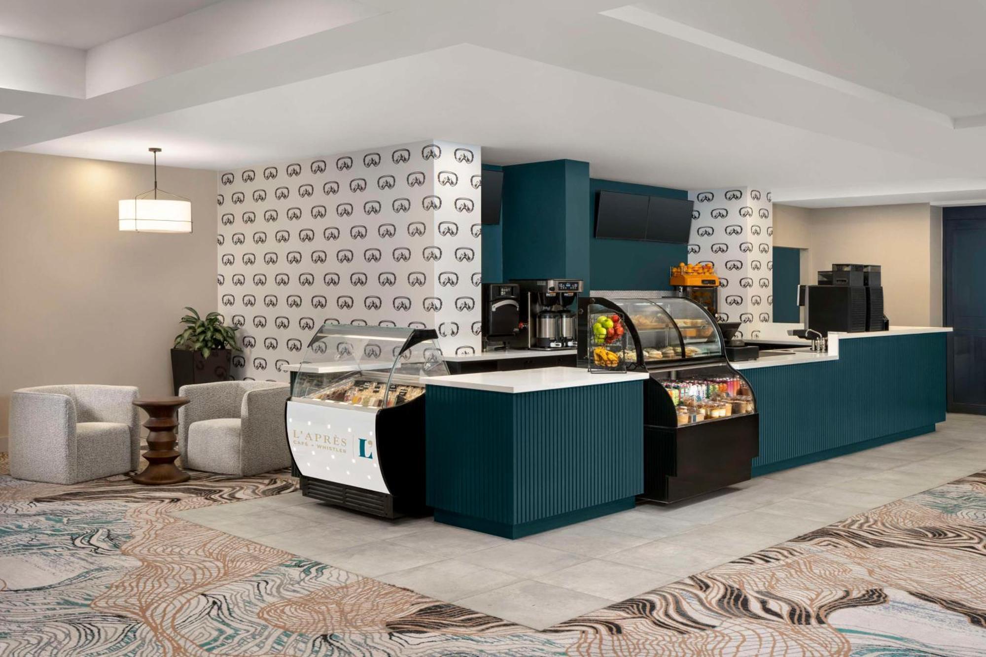 Resort Hilton &